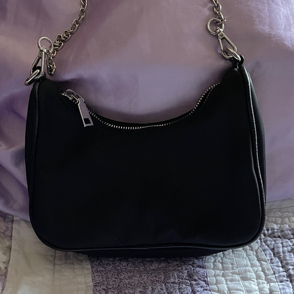 Peta and Jain Black Shoulder Bag - Picture 2 of 3